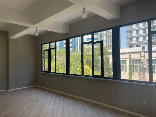 Kirayə 3 otaqlı Ofis 100 m² Nəsimi r.