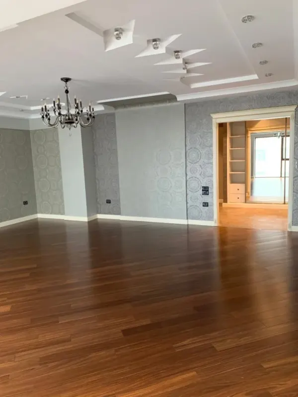 Satılır 5 otaqlı Mənzil 300 m² Xətai r. Şah İsmayıl Xətai m.