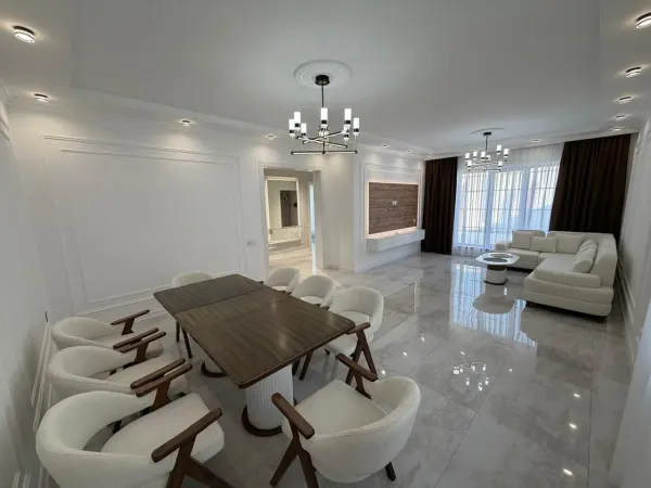 Satılır 6 otaqlı Həyət evi / Bağ evi 200 m² Sabunçu r. Bilgəh q. Koroğlu m.