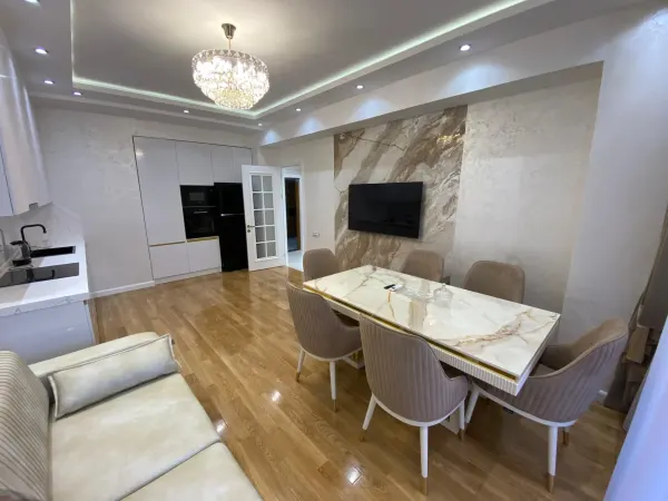 Kirayə 2 otaqlı Mənzil 65 m² Nərimanov r.