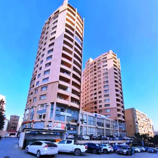 Satılır 2 otaqlı Mənzil 55 m² Yasamal r. Elmlər Akademiyası m.