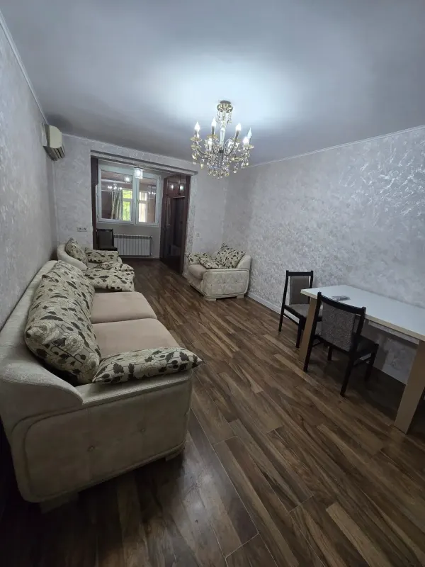 Аренда 4-комнатная Квартира 75 m² Nərimanov р-н Nərimanov м.