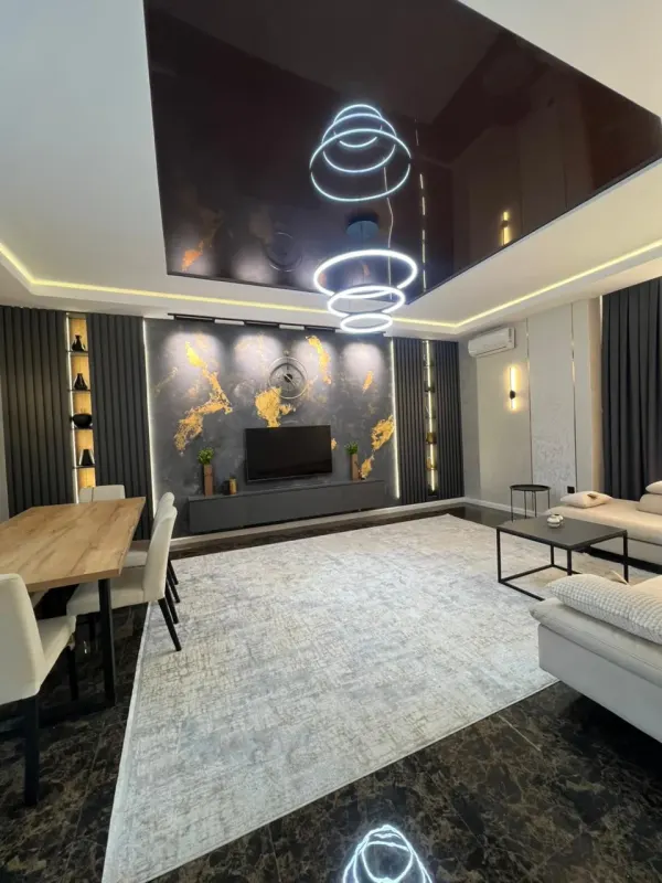 Pent House