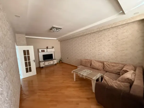Kirayə 2 otaqlı Mənzil 70 m² Yasamal r.