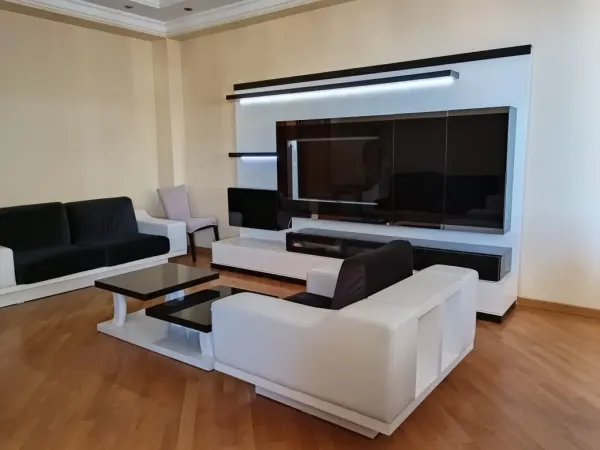 Kirayə 3 otaqlı Mənzil 153 m² Nərimanov r. Nərimanov m.