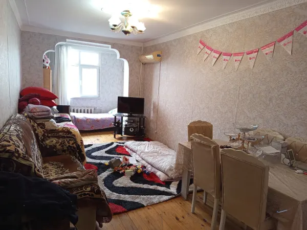 Satılır 2 otaqlı Mənzil 60 m² Xətai r.