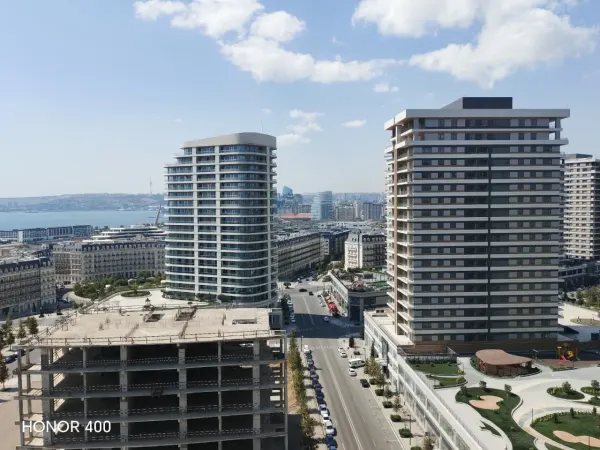 Satılır 4 otaqlı Mənzil 165 m² Xətai r. Ağ şəhər q. Şah İsmayıl Xətai m.