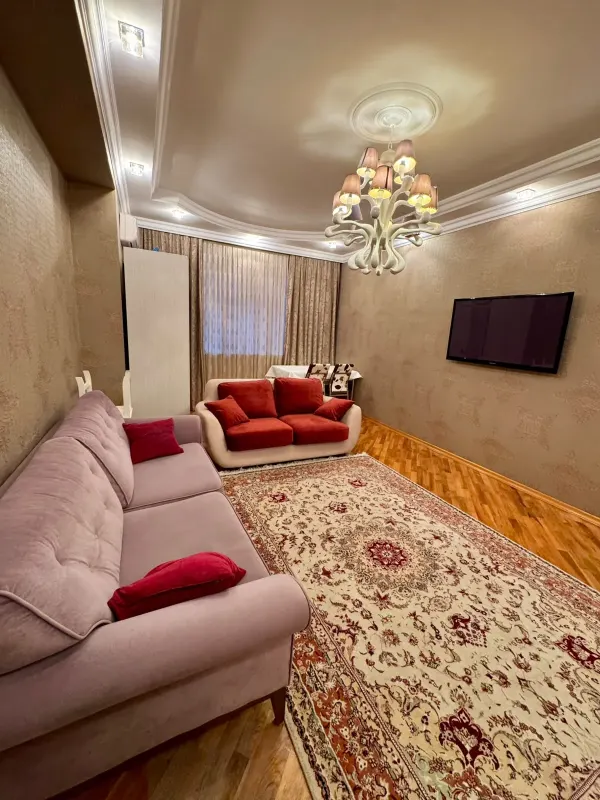 Kiralık 2 odalı Daire 80 m² Nəsimi ilçesi 28 May metro