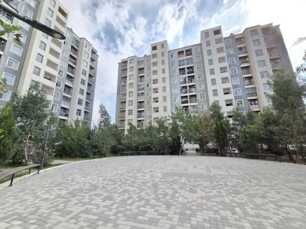 Satılır 1 otaqlı Mənzil 47 m² Abşeron r. Aşağı Güzdək q. 20 Yanvar m.