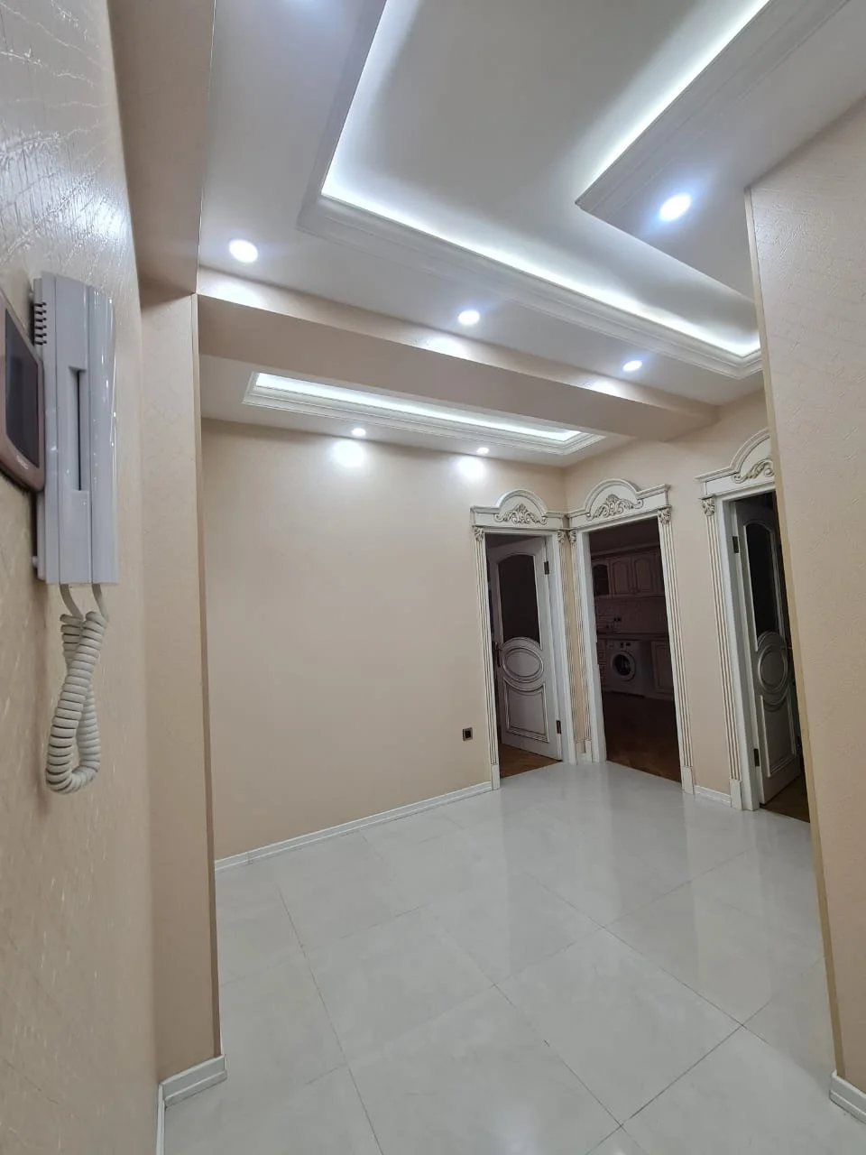 Kirayə 3 otaqlı Mənzil 100 m² Nərimanov r. Gənclik m. – şəkil 8