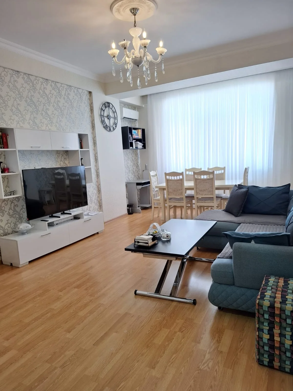 Kirayə 2 otaqlı Mənzil 70 m² Nizami r.