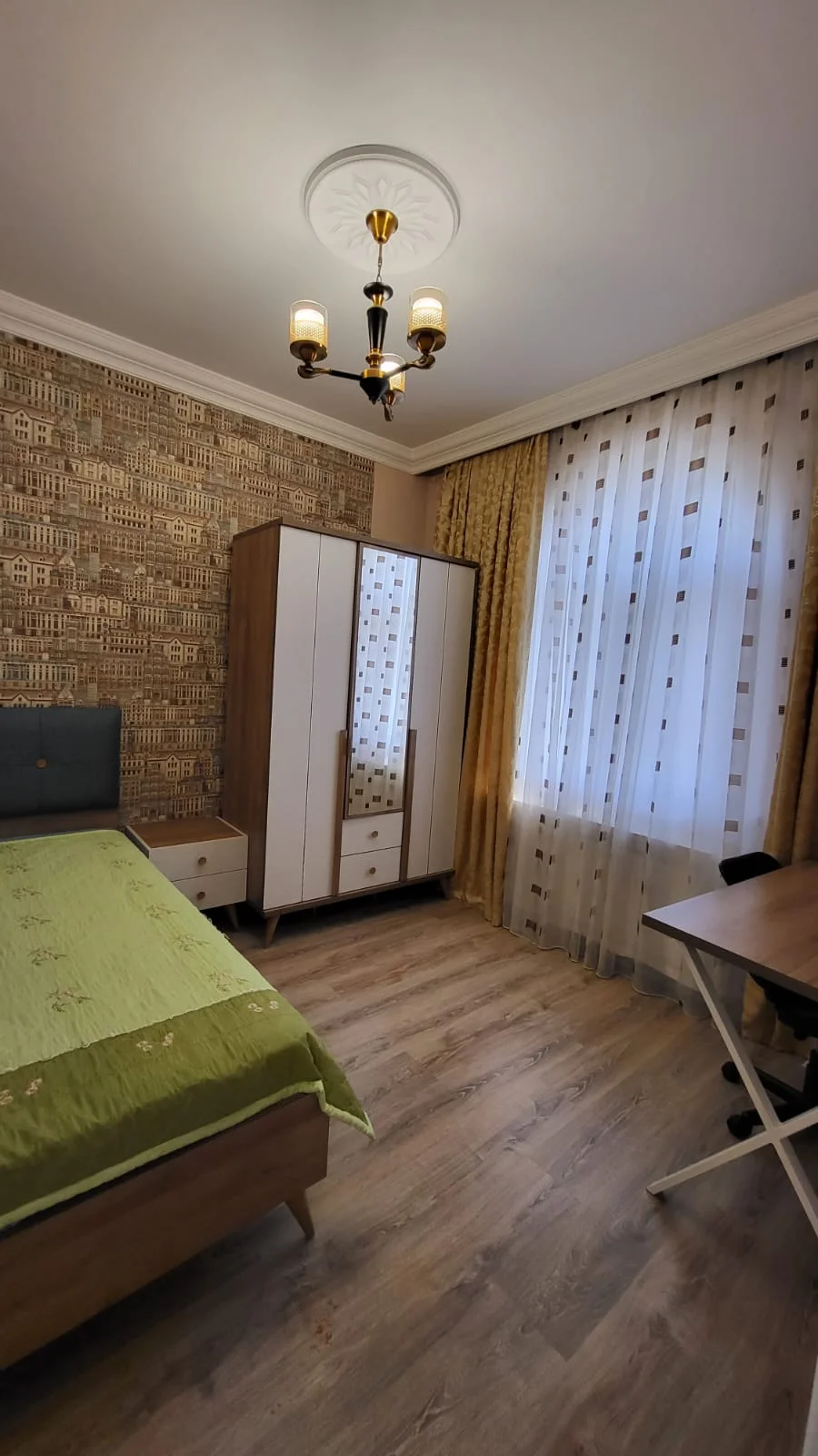 Kirayə 7 otaqlı Həyət evi / Bağ evi 260 m² Səbail r.