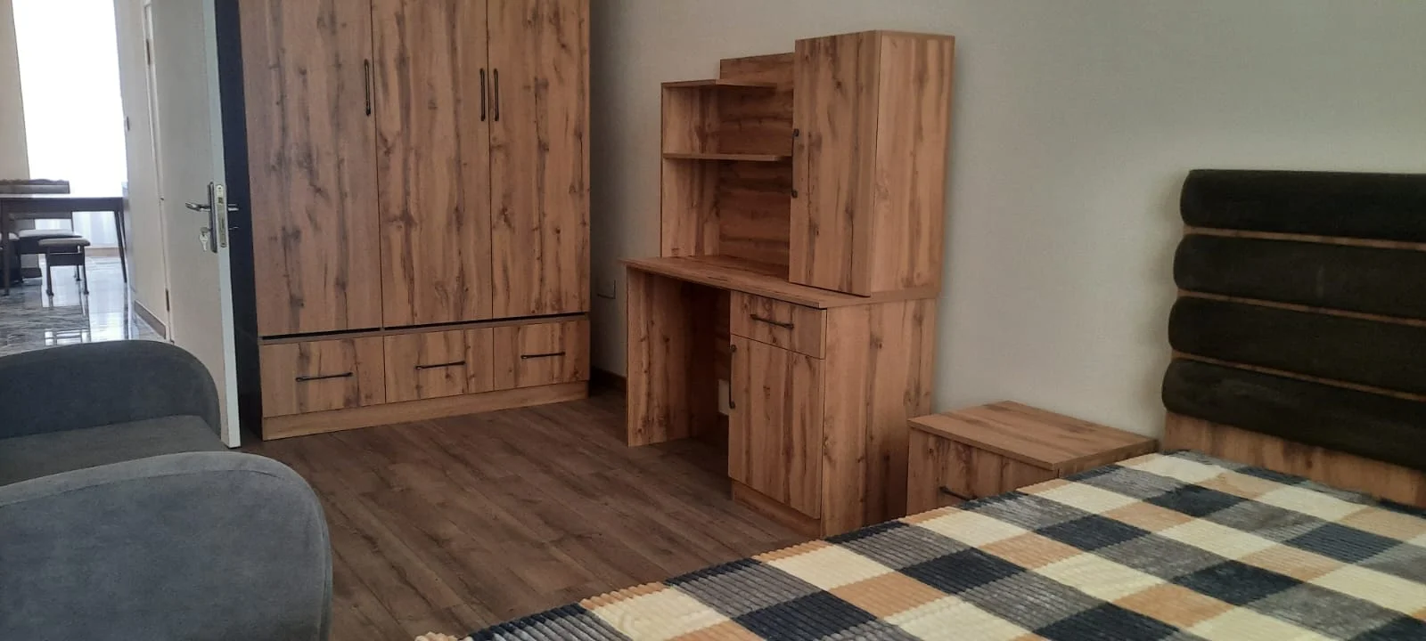 Kirayə 4 otaqlı Mənzil 100 m² Səbail r.
