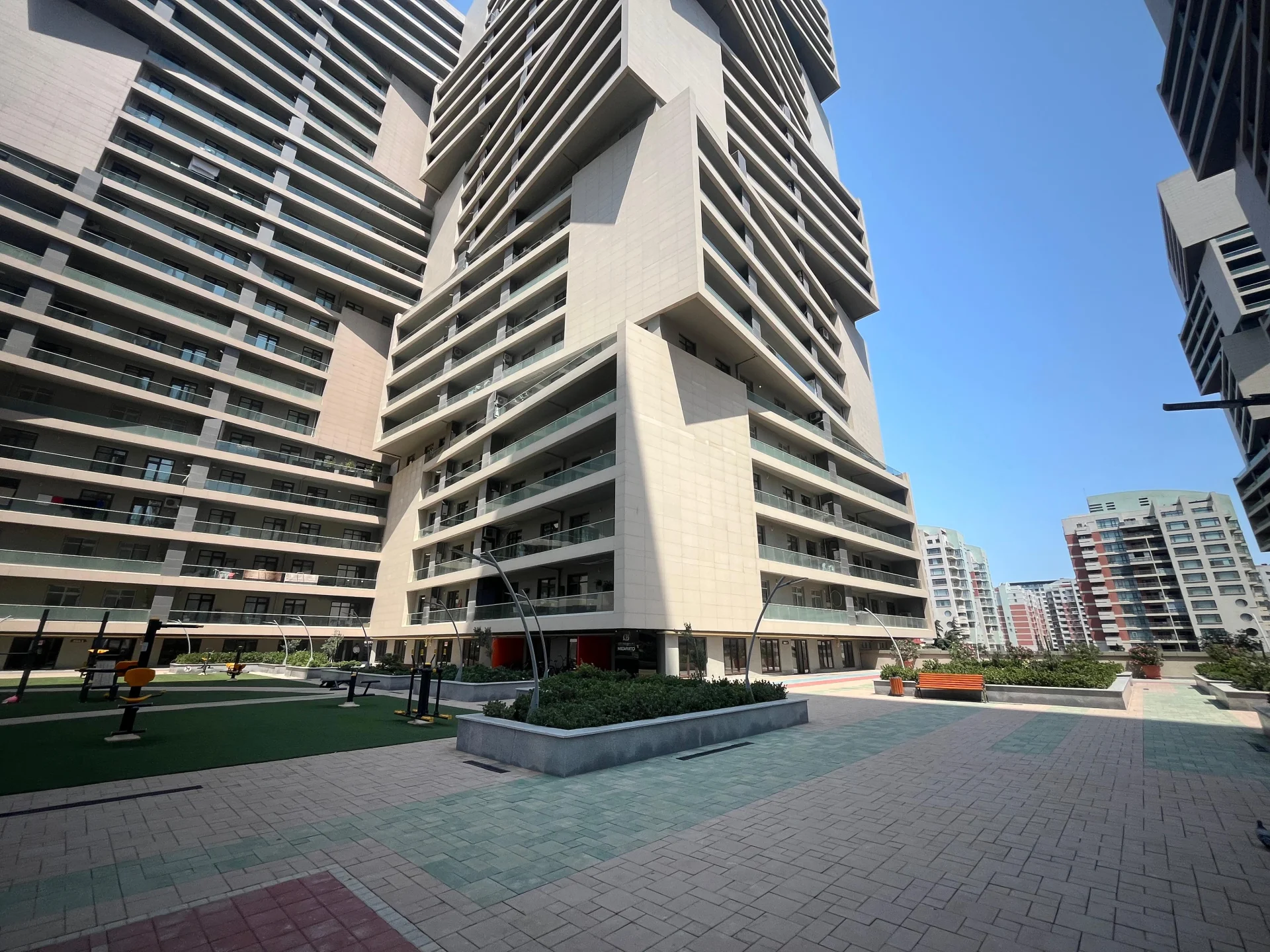 Kiralık 1000 odalı Daire 65 m² Yasamal ilçesi 8 Noyabr metro – şəkil 15