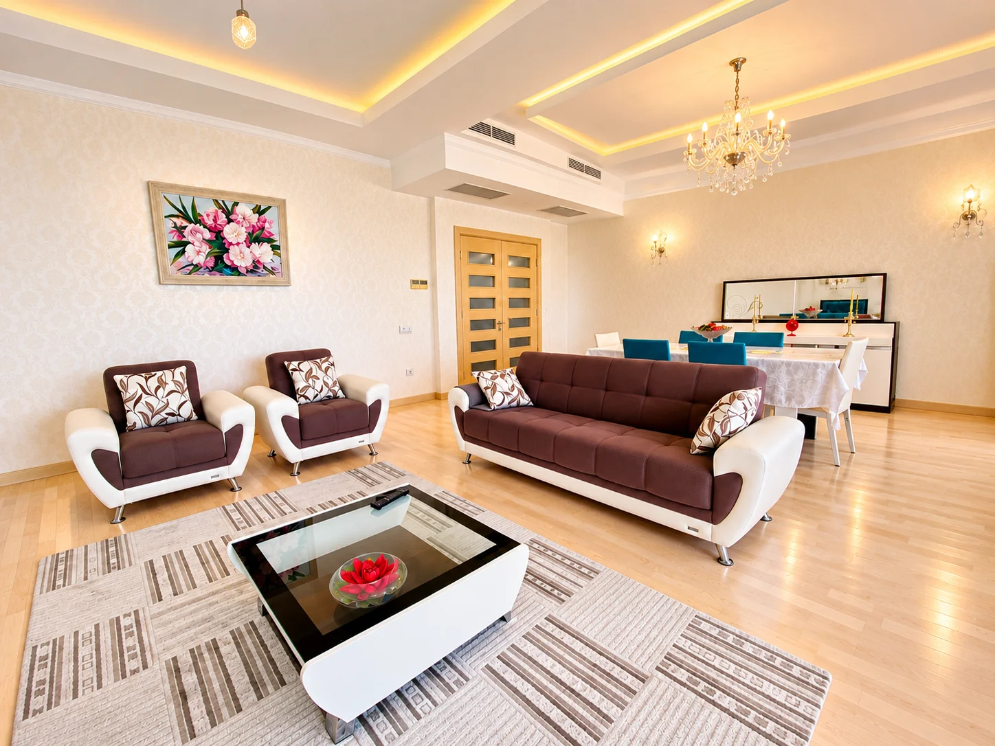 Kirayə 4 otaqlı Mənzil 230 m² Nəsimi r. – şəkil 2