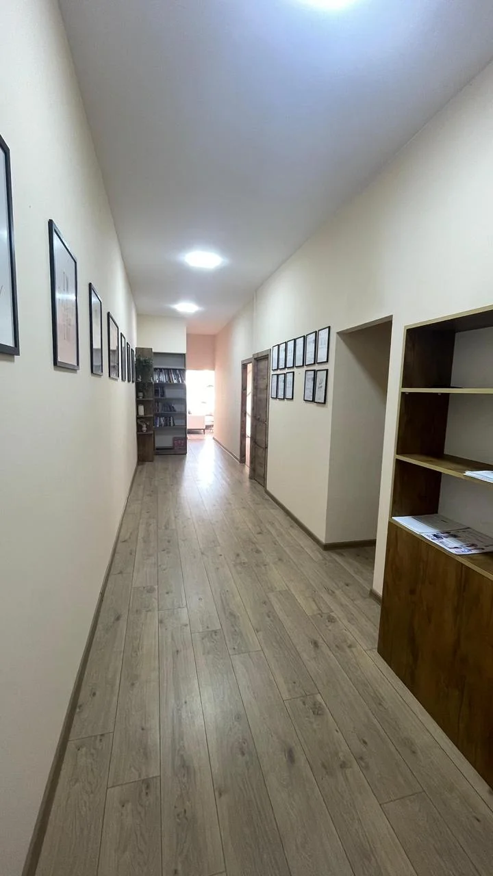 Kirayə 6 otaqlı Ofis 130 m² Nəsimi r.