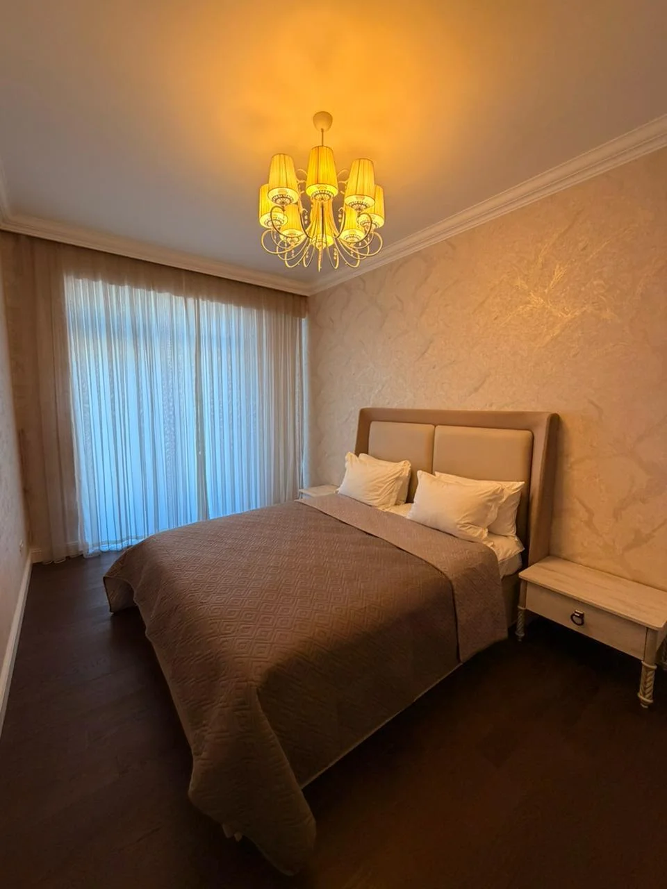Kirayə 3 otaqlı Mənzil 136 m² Nəsimi r. 8 Noyabr m. – şəkil 7