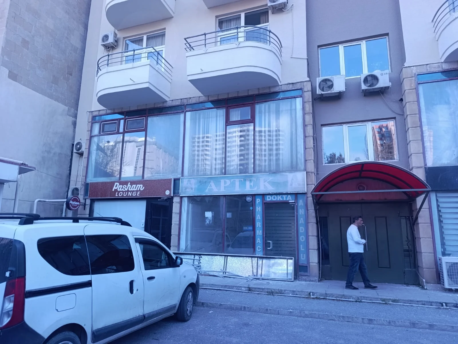 Kirayə 4 otaqlı Ofis 101 m² Yasamal r.