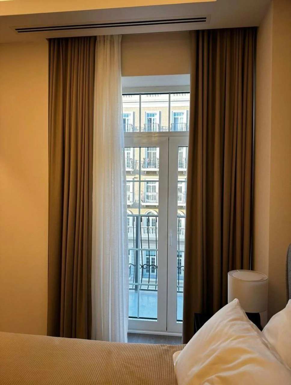 Kirayə 3 otaqlı Mənzil 110 m² Xətai r.