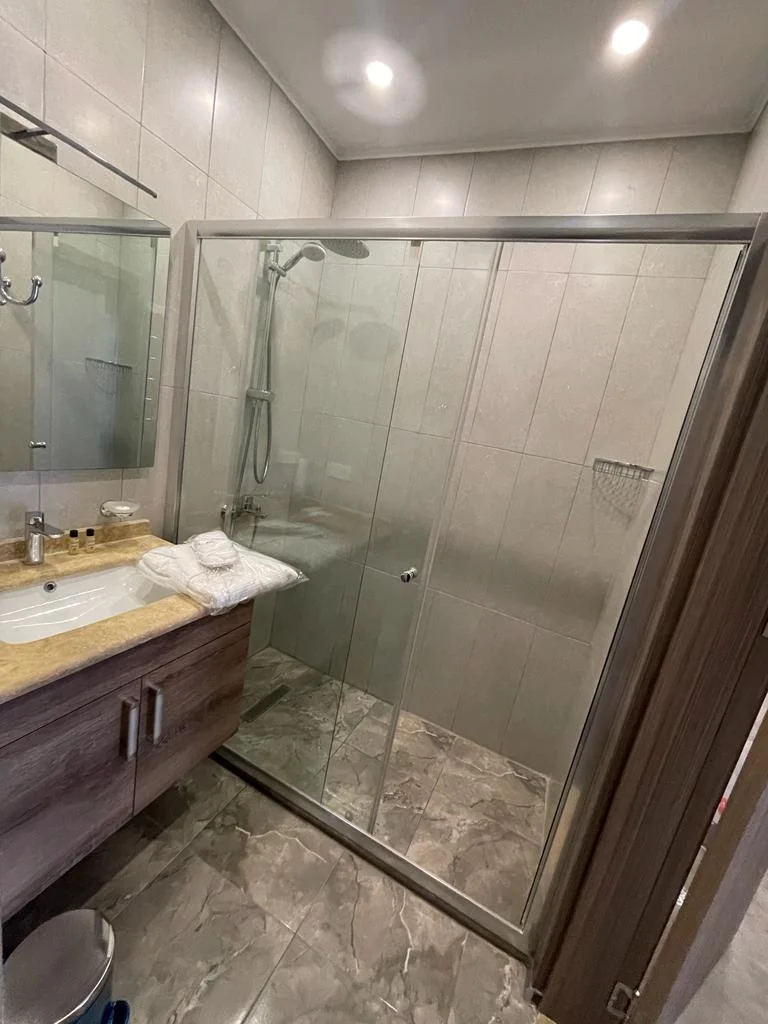 Kirayə 4 otaqlı Mənzil 184 m² Xətai r.