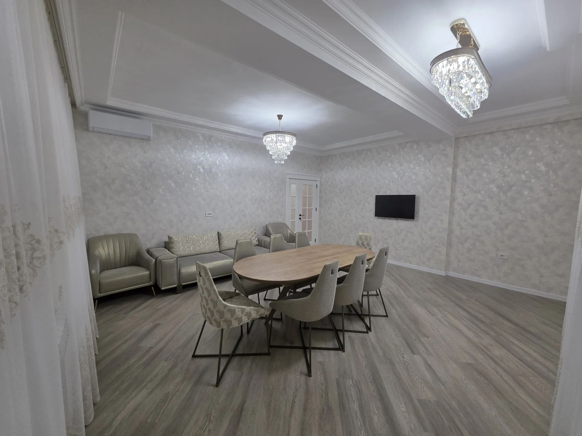 Kirayə 3 otaqlı Mənzil 150 m² Nərimanov r. Gənclik m. – şəkil 1
