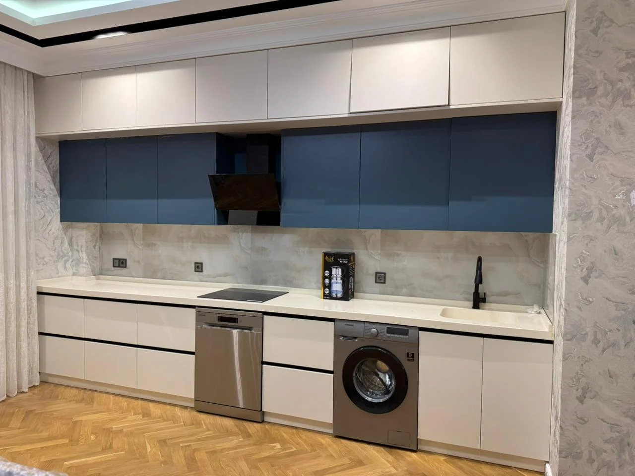 Kirayə 2 otaqlı Mənzil 92 m² Xətai r.