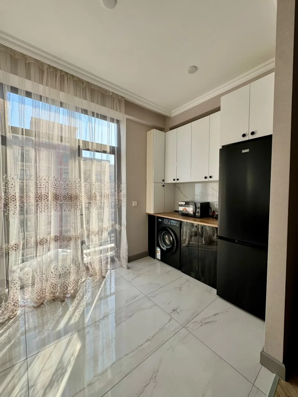Kirayə 2 otaqlı Mənzil 68 m² Binəqədi r.