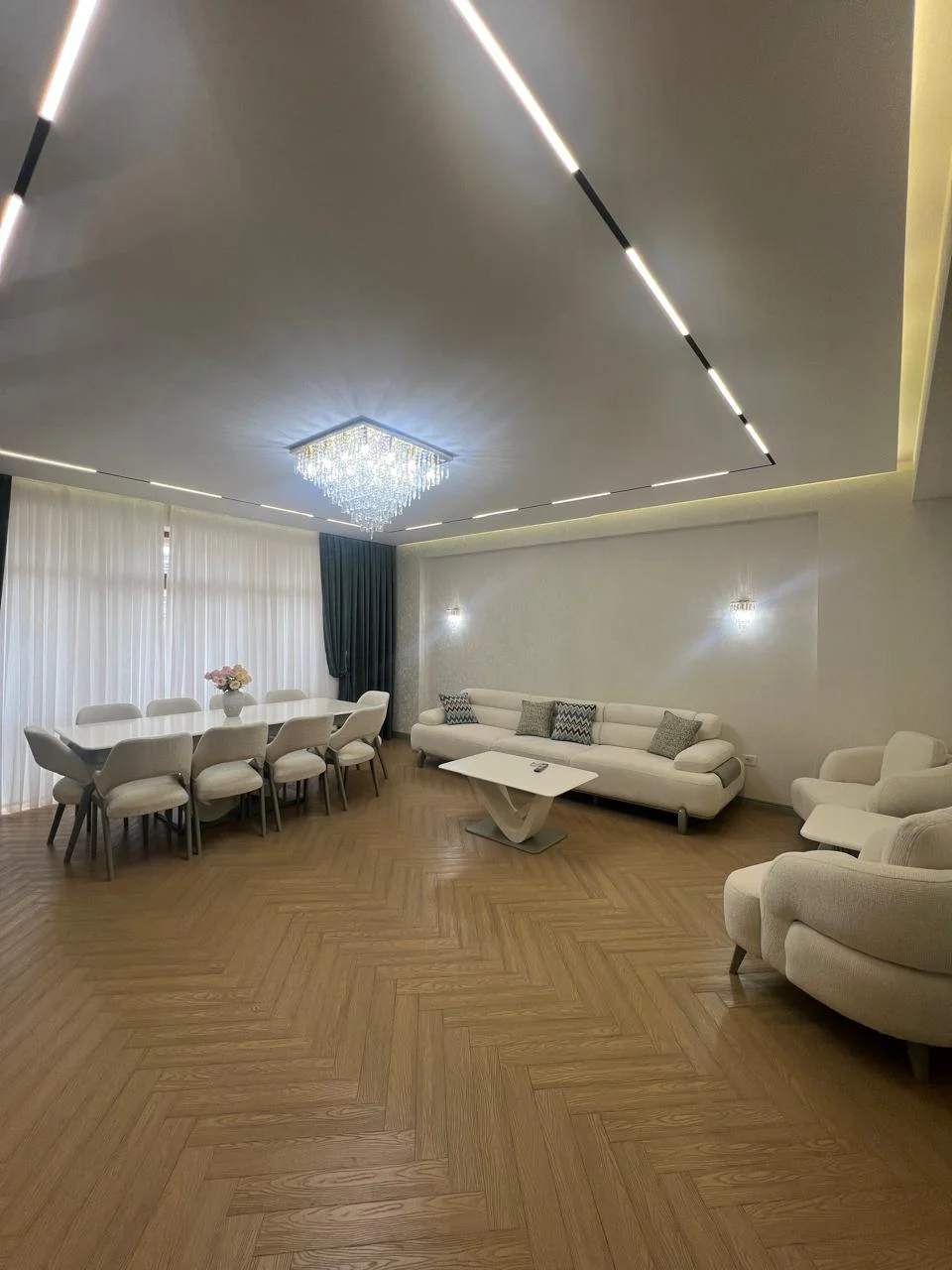 Satılır 4 otaqlı Mənzil 186 m² Nəsimi r. 28 May m. – şəkil 2