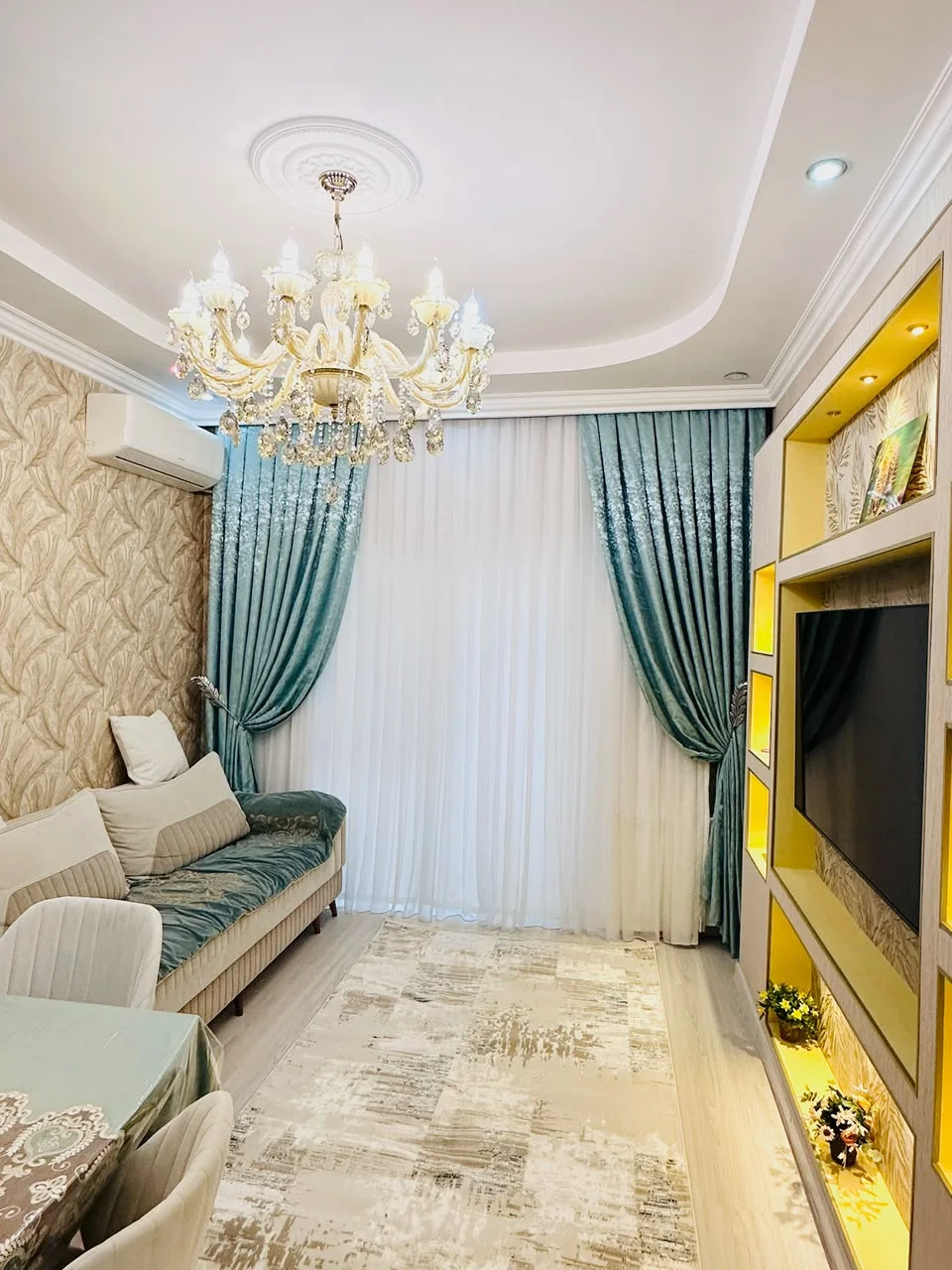 Kirayə 2 otaqlı Mənzil 55 m² Nərimanov r.