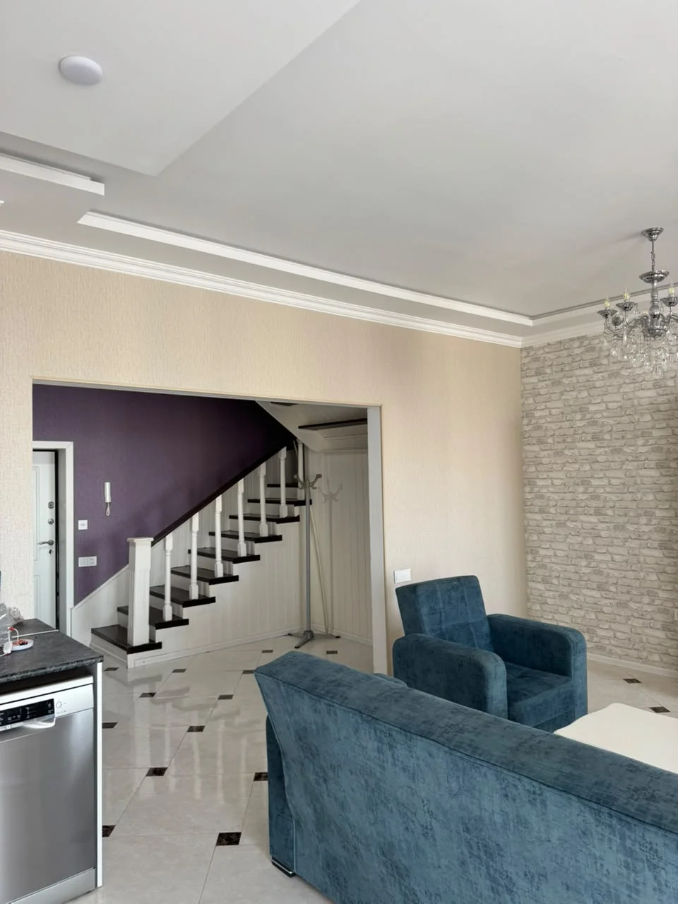 Kirayə 3 otaqlı Mənzil 120 m² Nəsimi r.