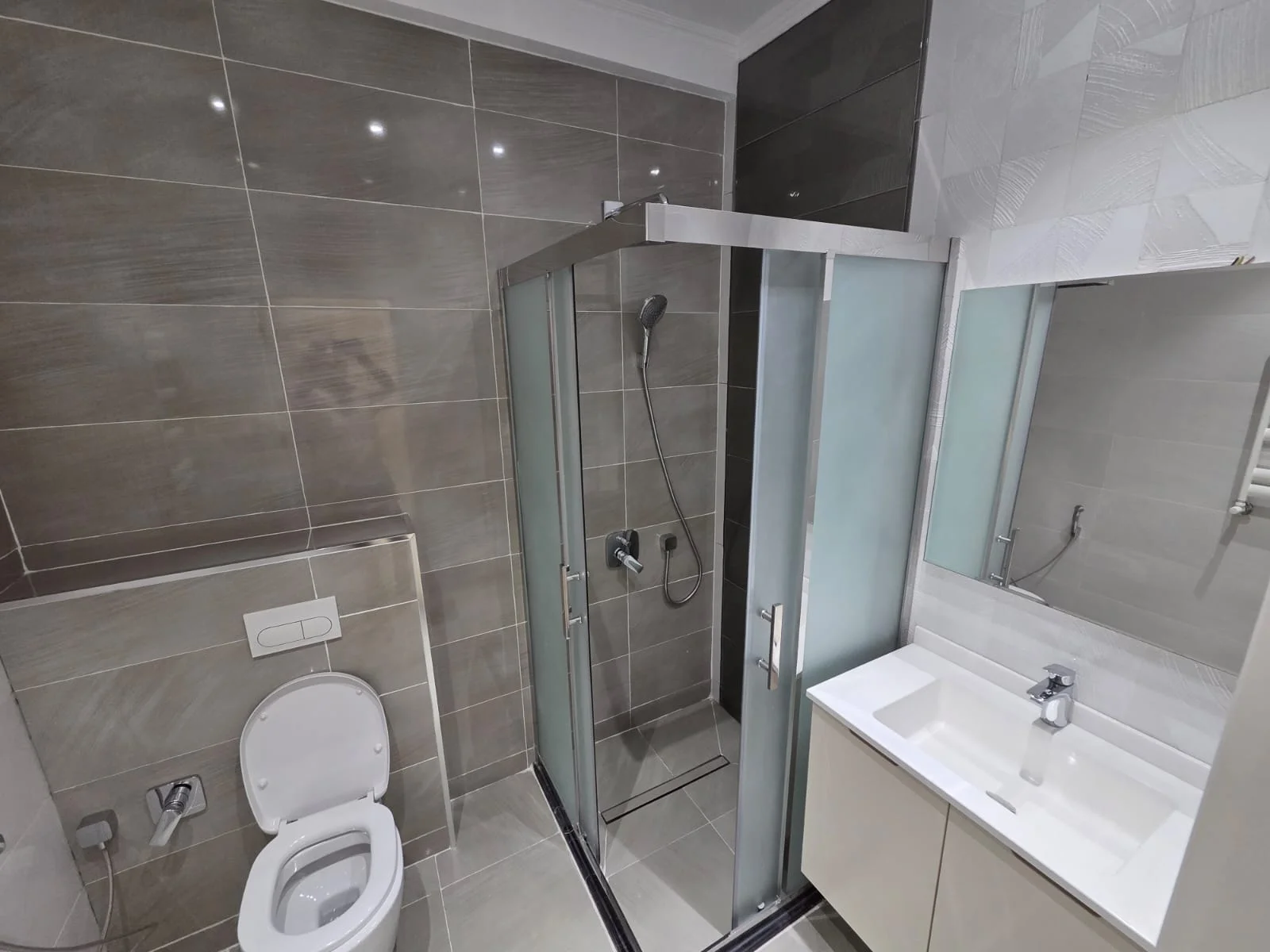Kirayə 2 otaqlı Mənzil 55 m² Nəsimi r. – şəkil 13