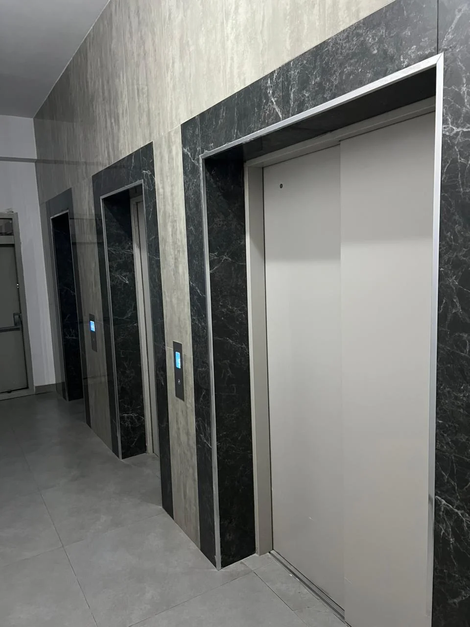 Kirayə 4 otaqlı Mənzil 180 m² Yasamal r. – şəkil 14