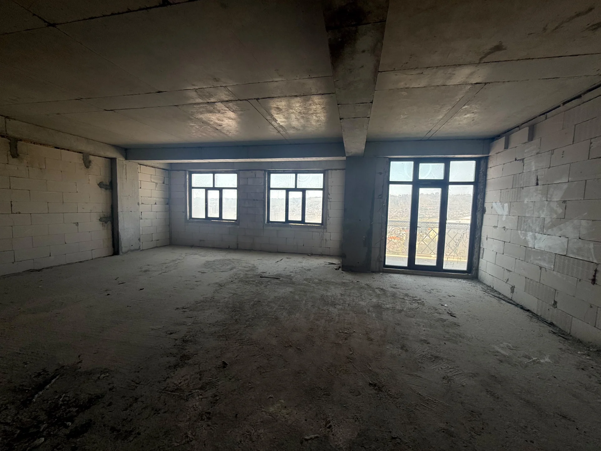Satılır 2 otaqlı Mənzil 94.5 m² Səbail r.