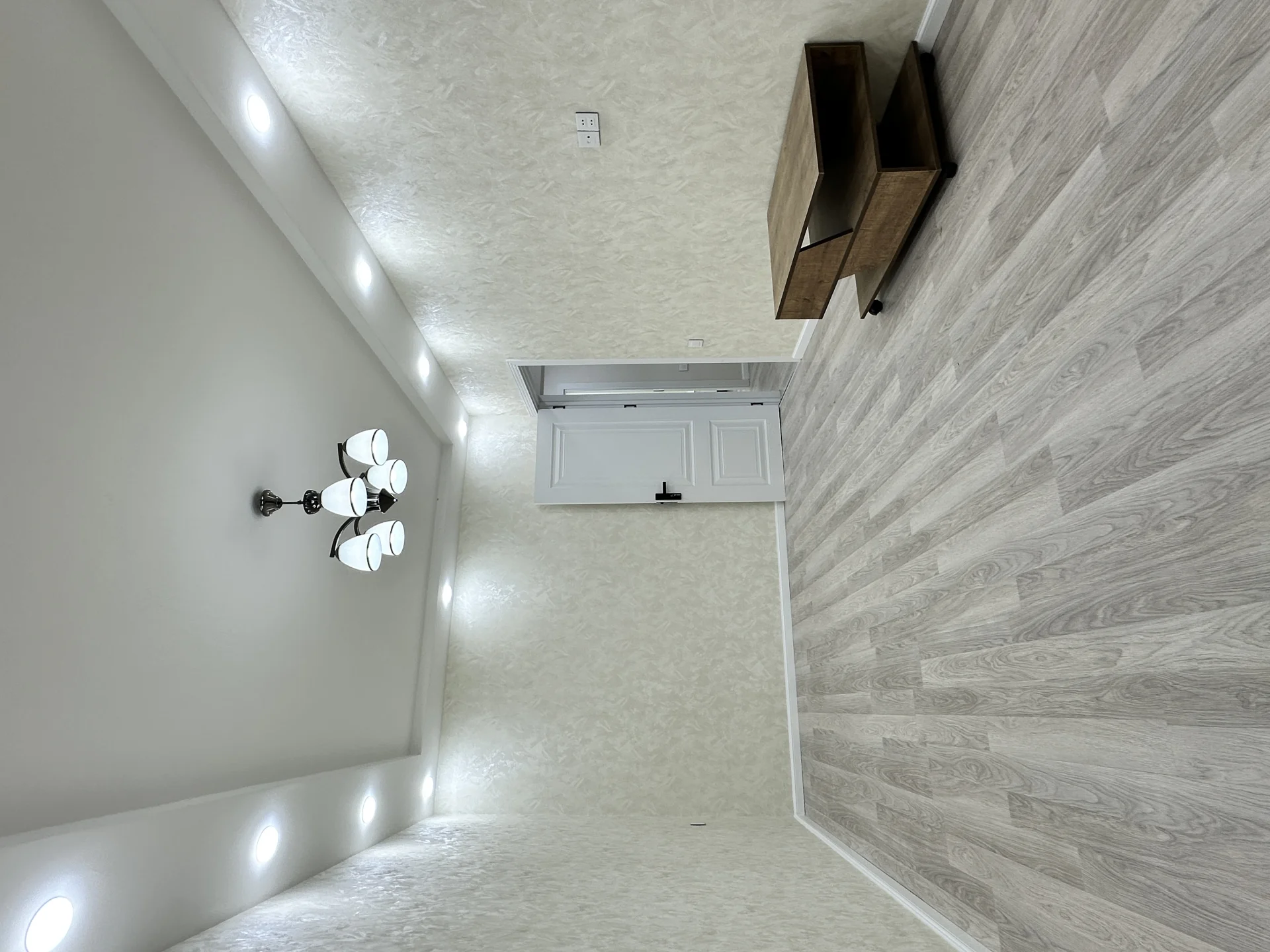 Satılır 2 otaqlı Mənzil 6 m² Xətai r.