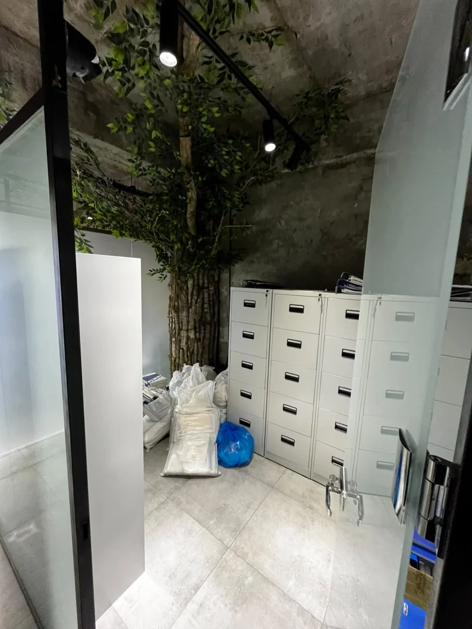Kirayə 3 otaqlı Ofis 110 m² Xətai r.