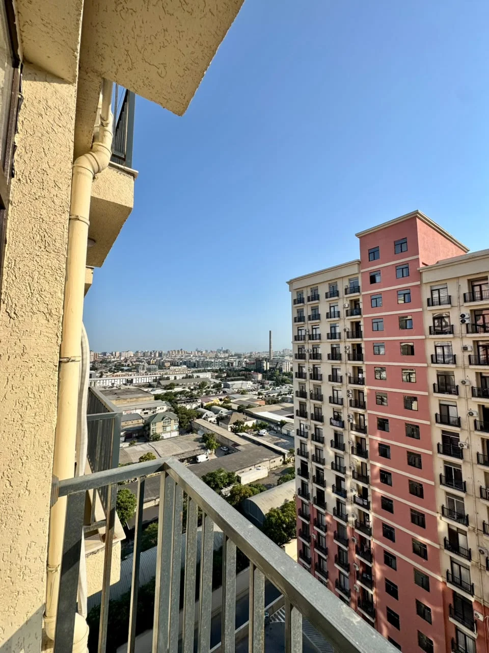Kirayə 2 otaqlı Mənzil 68 m² Binəqədi r.