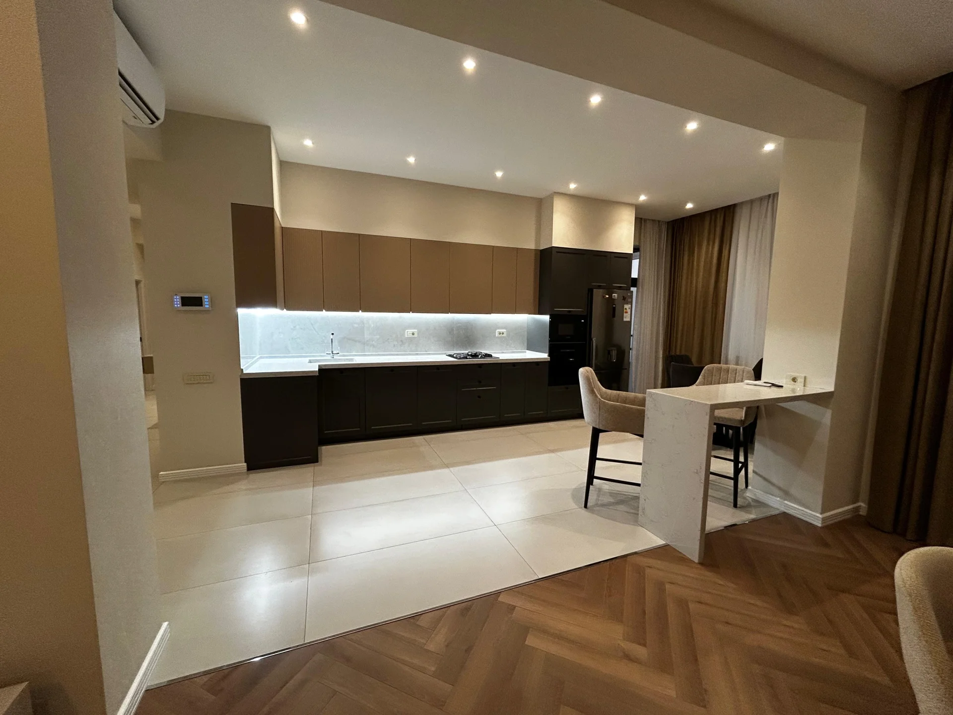 İzmir residence moderin 3000 azn