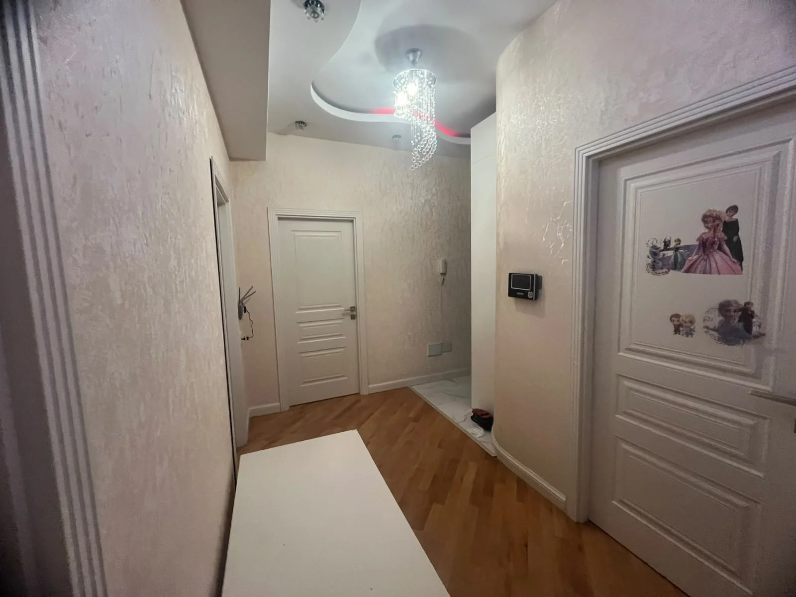 Kirayə 3 otaqlı Mənzil 86 m² Nərimanov r.