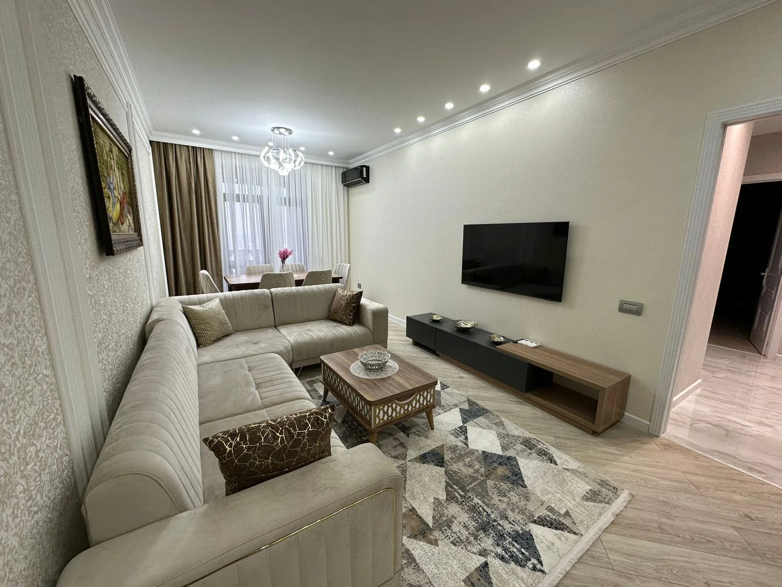 Kirayə 3 otaqlı Mənzil 101 m² Yasamal r. Nizami m. – şəkil 2