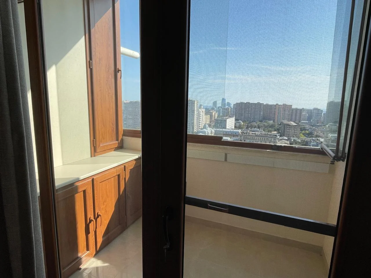 Kirayə 2 otaqlı Mənzil 85 m² Nərimanov r.