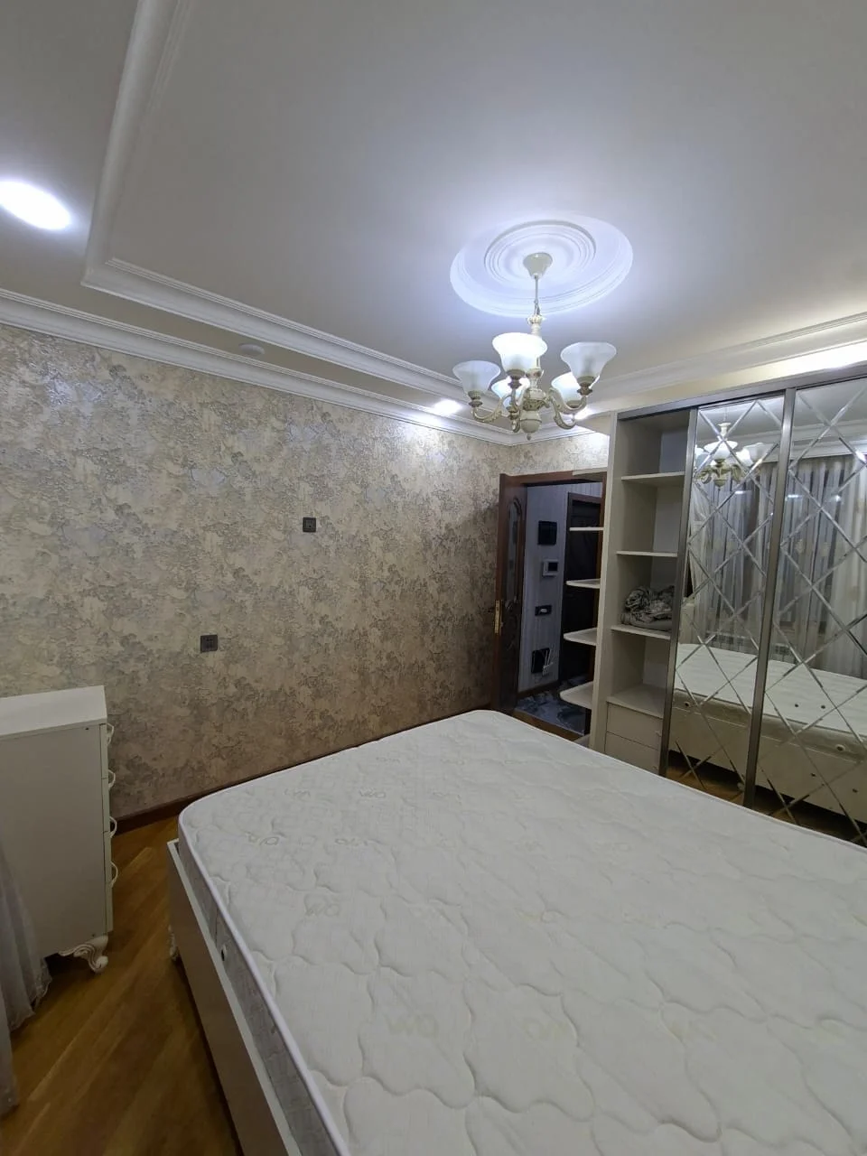 Kirayə 2 otaqlı Mənzil 70 m² Xətai r. Əhmədli m. – şəkil 8