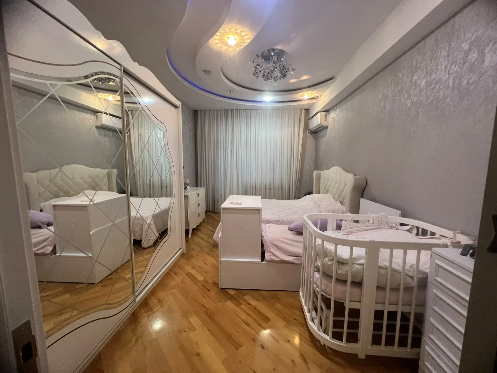 Kirayə 3 otaqlı Mənzil 86 m² Nərimanov r.
