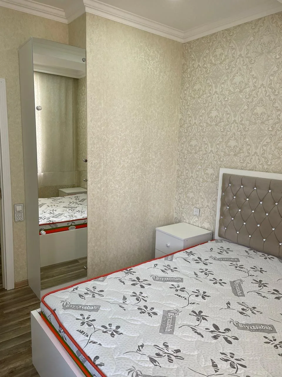 Kirayə 2 otaqlı Mənzil 70 m² Sabunçu r. Bakıxanov q. Neftçilər m. – şəkil 8