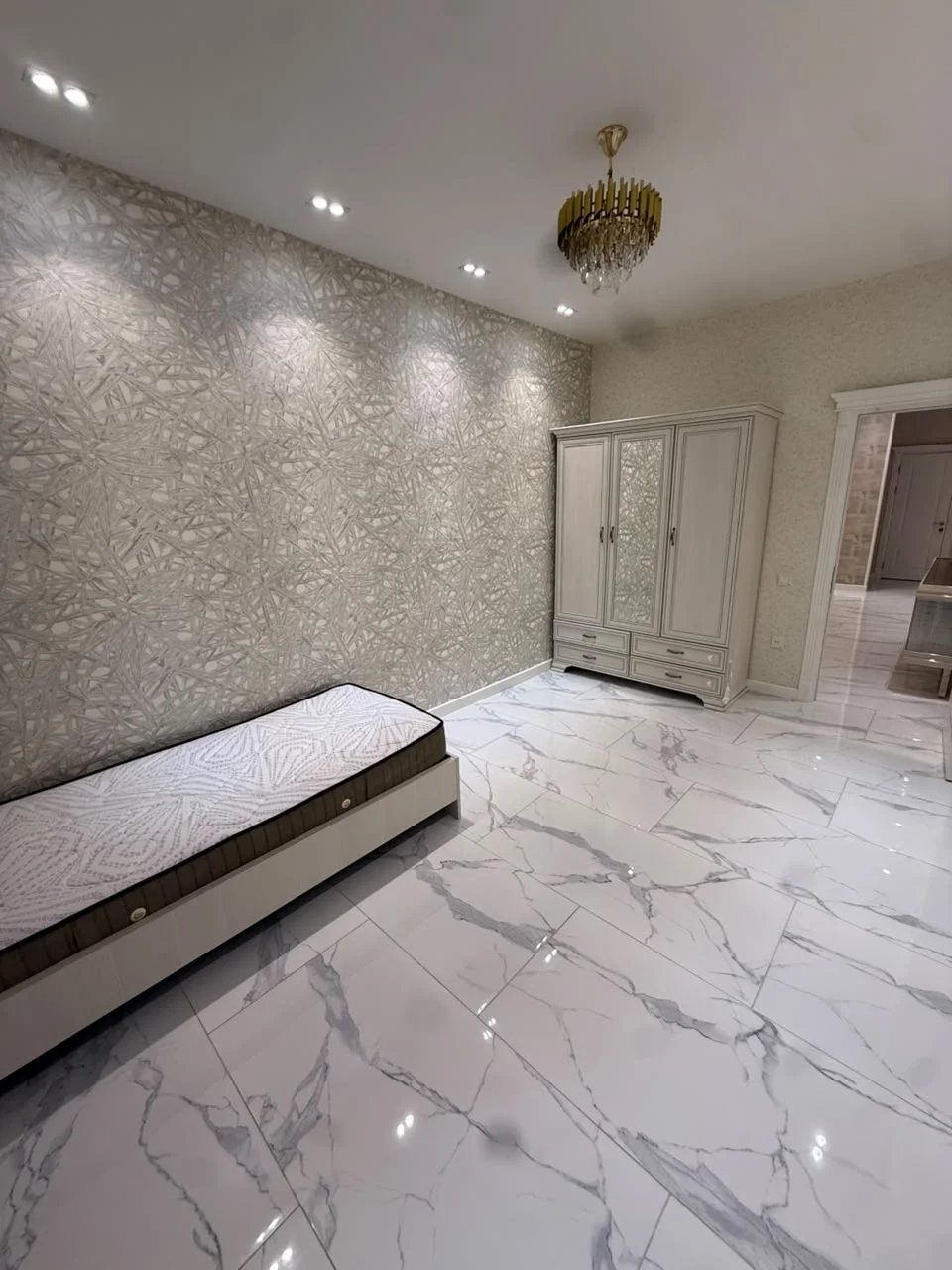 Kirayə 3 otaqlı Mənzil 150 m² Yasamal r.