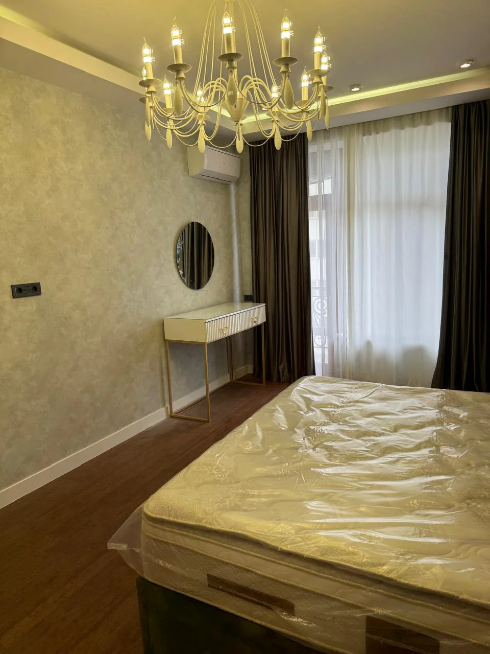 Kirayə 3 otaqlı Mənzil 180 m² Nəsimi r. – şəkil 6