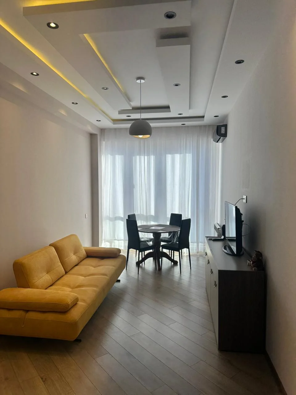 Kirayə 2 otaqlı Mənzil 55 m² Nəsimi r. – şəkil 1