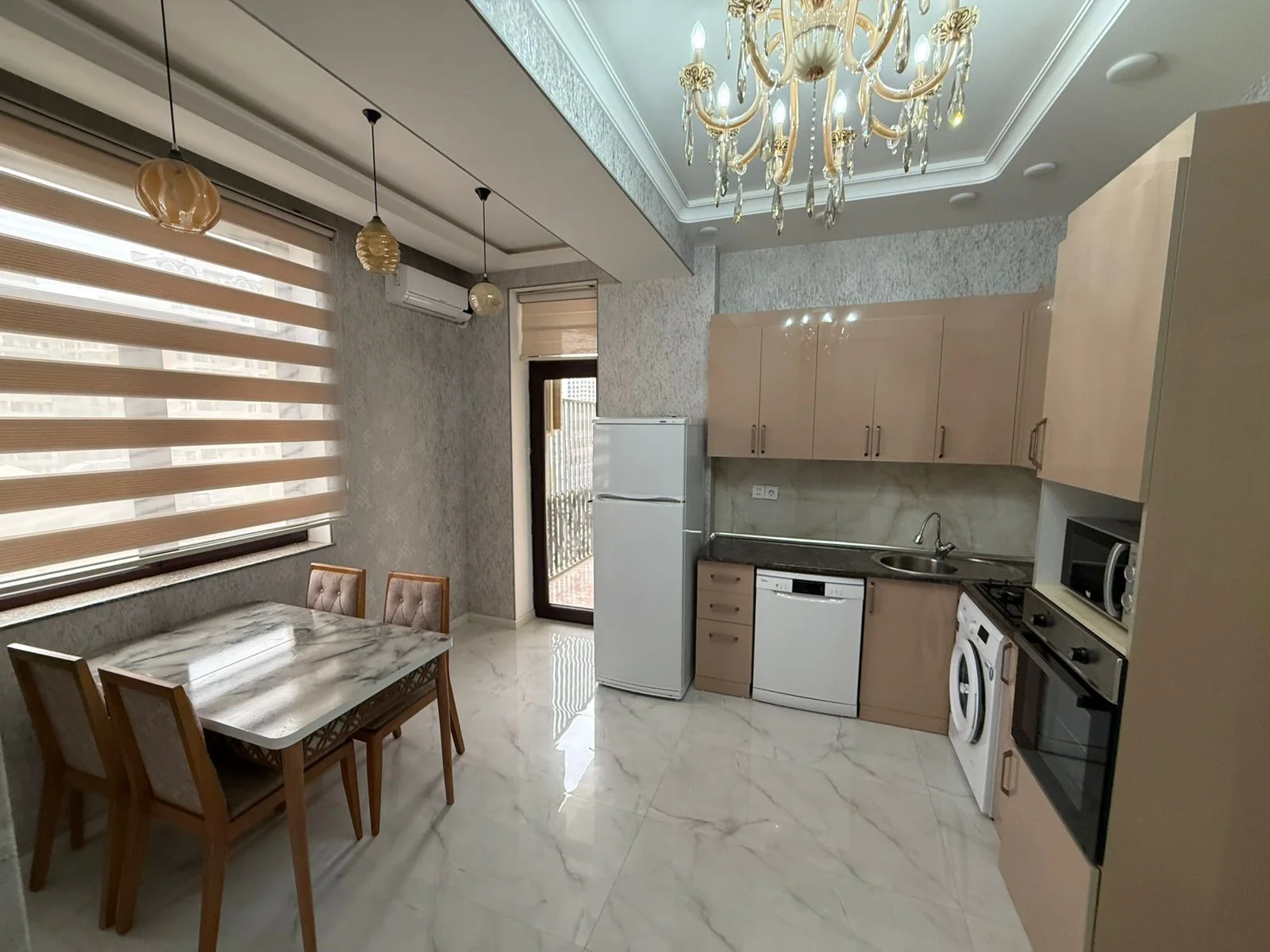 Satılır 3 otaqlı Mənzil 120 m² Nəsimi r.