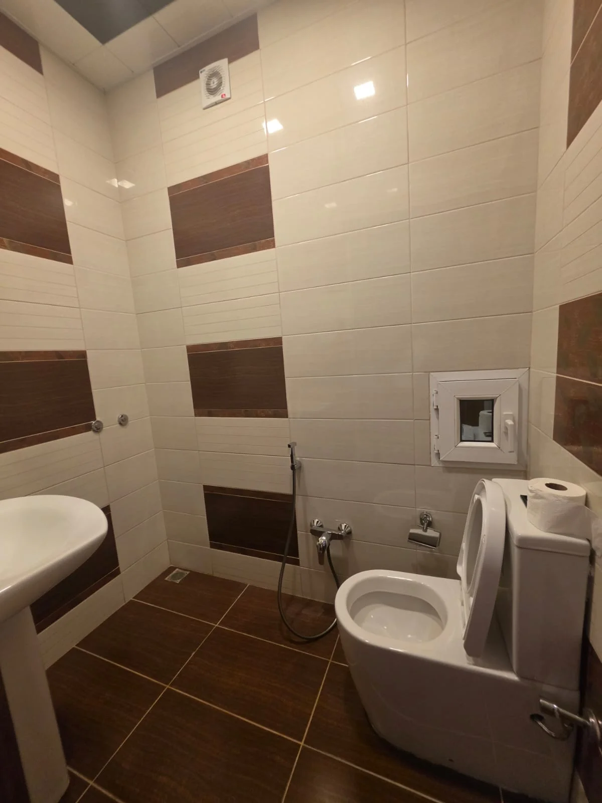 Kirayə 3 otaqlı Mənzil 280 m² Yasamal r.