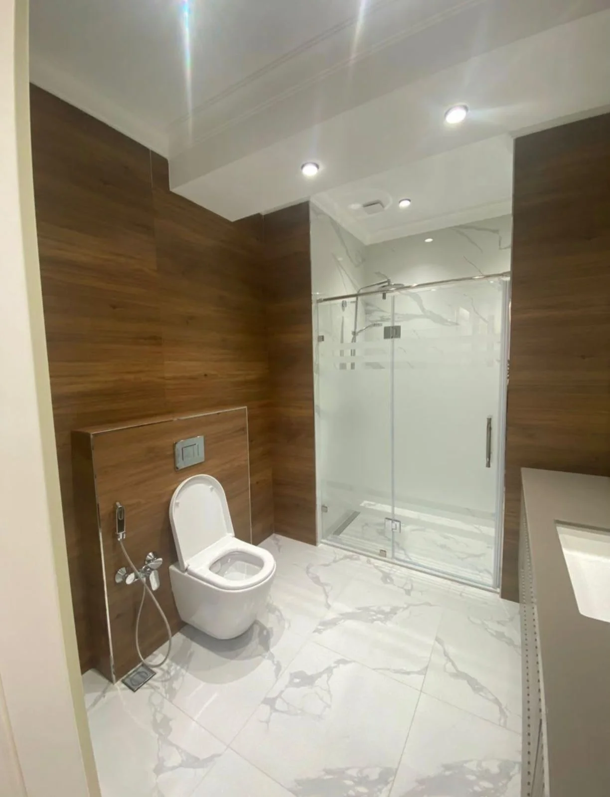 Kirayə 3 otaqlı Mənzil 180 m² Səbail r. – şəkil 15