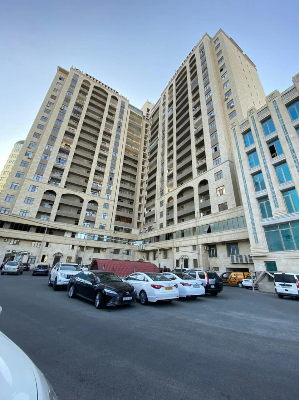 Kirayə 2 otaqlı Mənzil 70 m² Nərimanov r. – şəkil 8